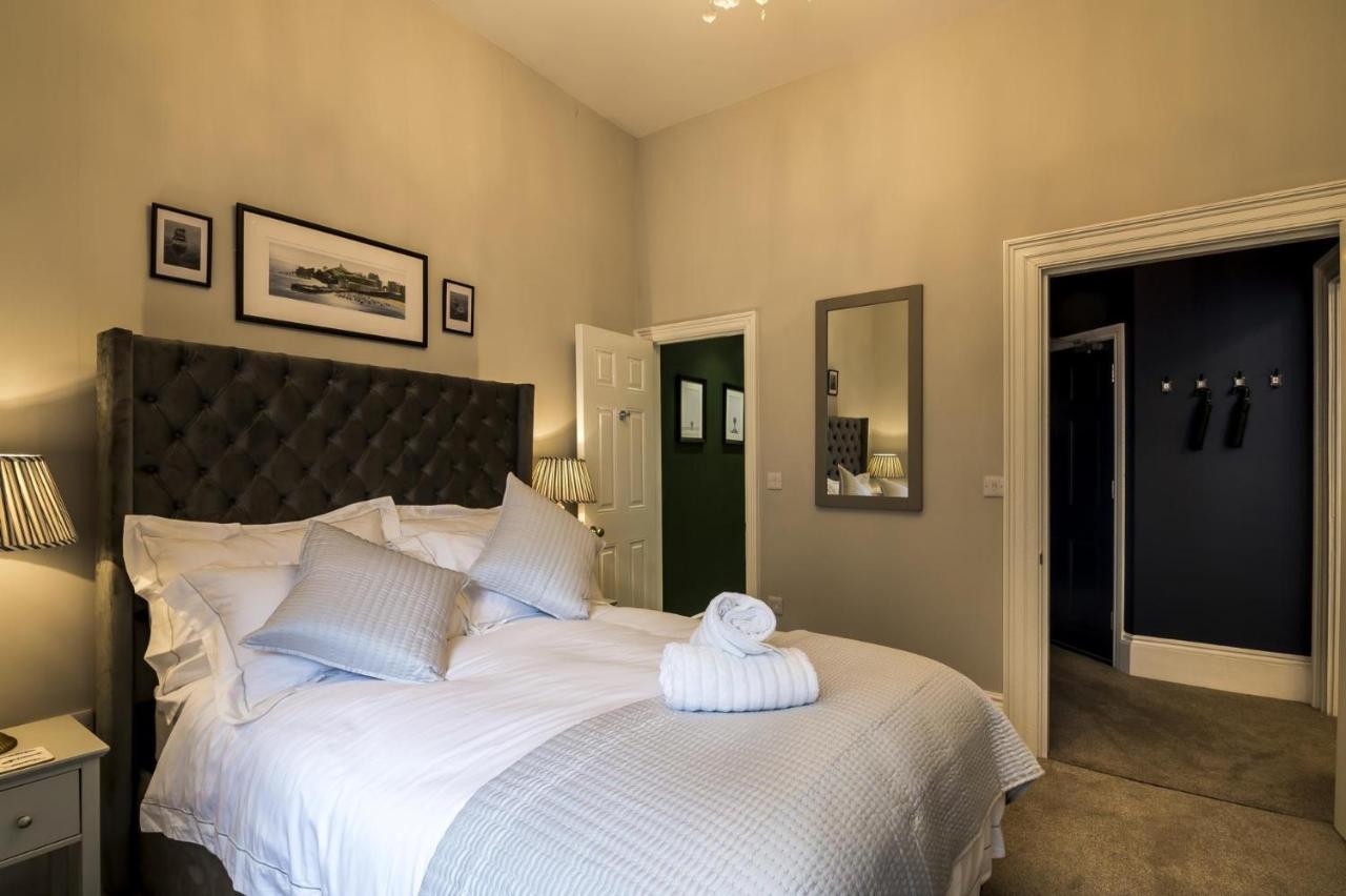 Fisherman'S Catch - Two Bedroom Luxury Apartment - Tenby Bagian luar foto