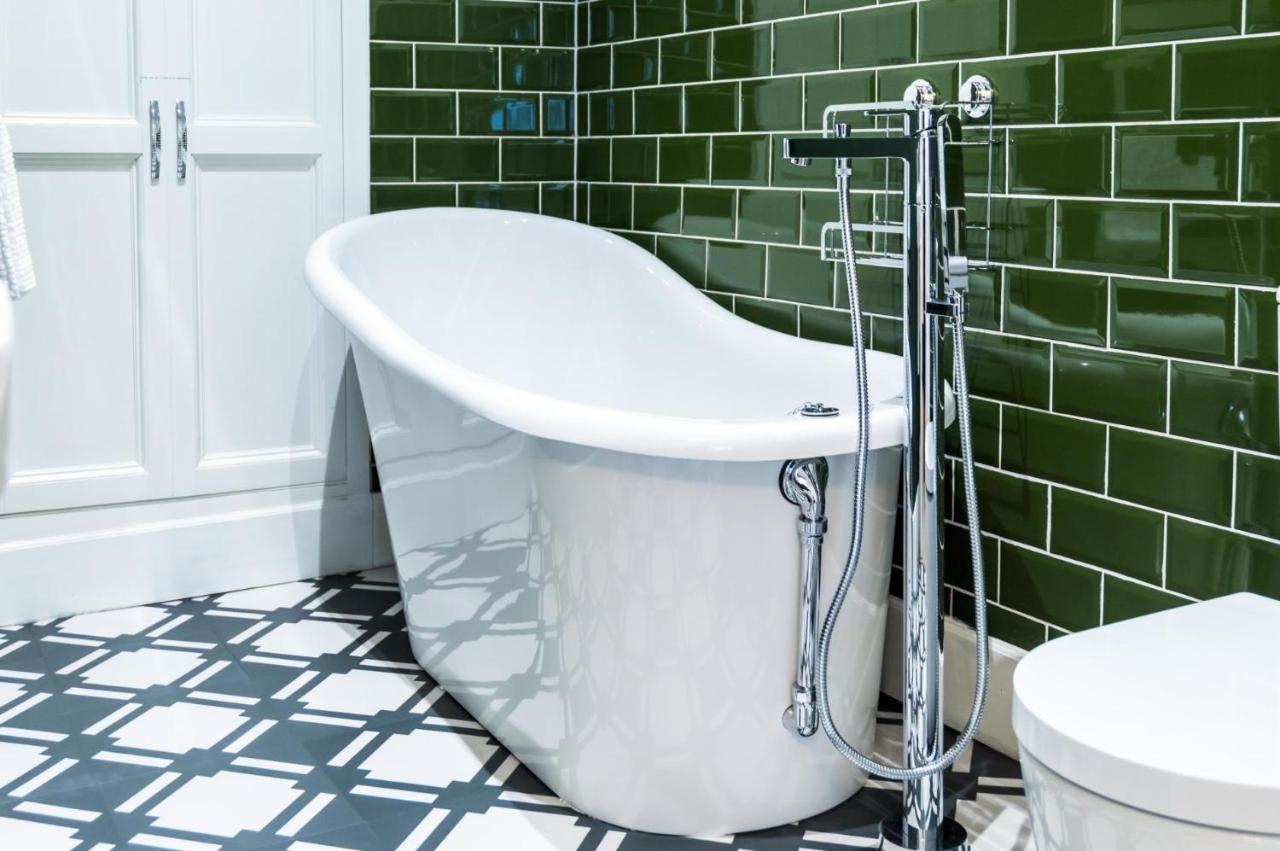 Fisherman'S Catch - Two Bedroom Luxury Apartment - Tenby Bagian luar foto